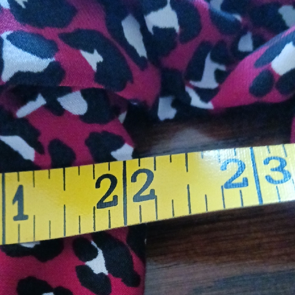 Anne Klein Red and White Patterned Blouse - Picture 10 of 13